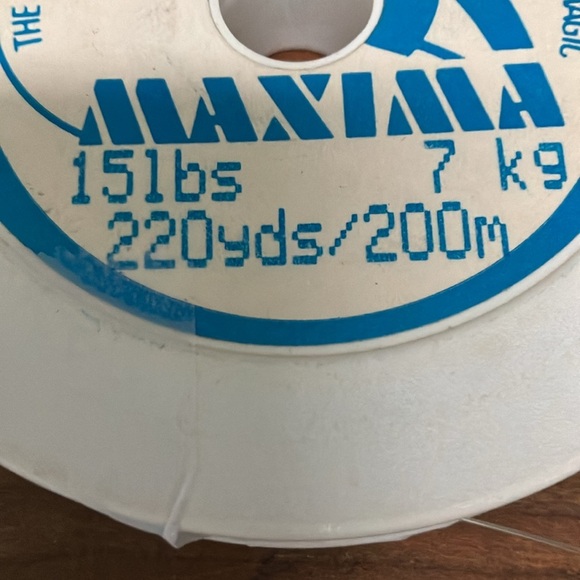 Fishing line and nylon leader - Picture 2 of 11